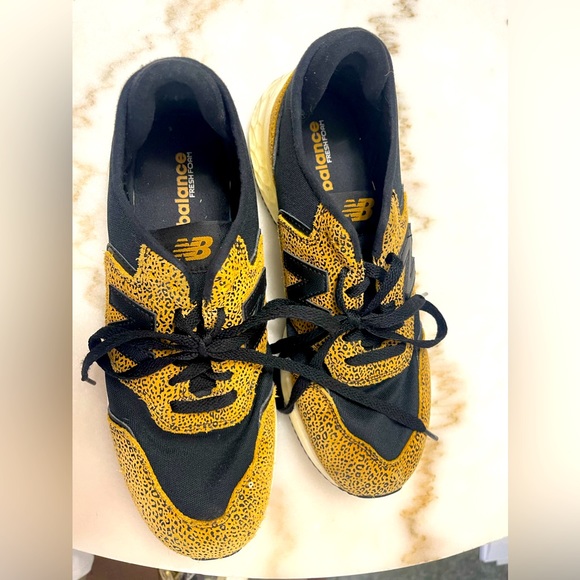 New Balance rare Cheetah 🐆 sneaks - Picture 4 of 7